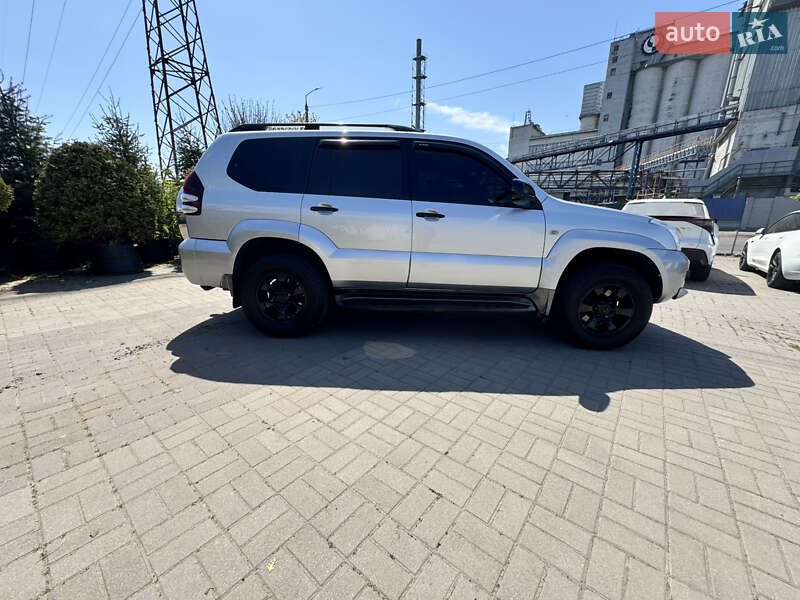 Позашляховик / Кросовер Toyota Land Cruiser Prado 2003 в Дніпрі