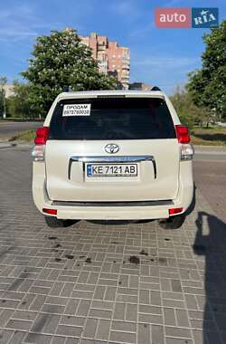 Toyota Land Cruiser Prado 2010