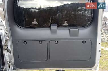 Позашляховик / Кросовер Toyota Land Cruiser Prado 2012 в 