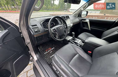 Внедорожник / Кроссовер Toyota Land Cruiser Prado 2022 в 
