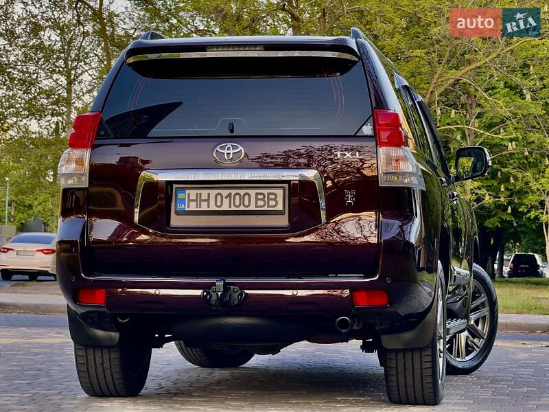Позашляховик / Кросовер Toyota Land Cruiser Prado 2010 в Одесі
