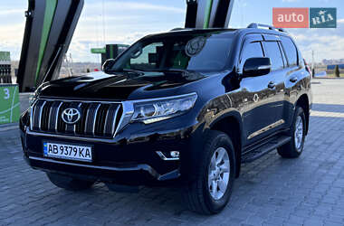 Внедорожник / Кроссовер Toyota Land Cruiser Prado 2021 в 