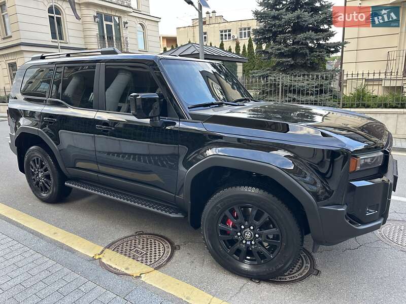 Позашляховик / Кросовер Toyota Land Cruiser Prado 2025 в Києві