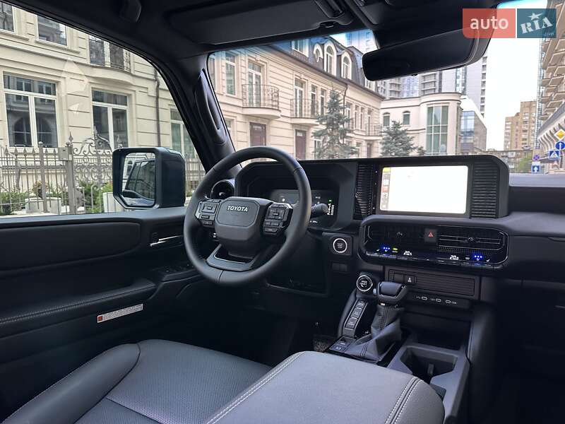 Позашляховик / Кросовер Toyota Land Cruiser Prado 2025 в Києві