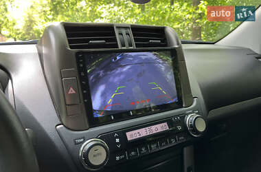 Позашляховик / Кросовер Toyota Land Cruiser Prado 2010 в 
