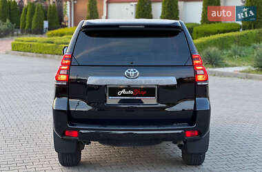Внедорожник / Кроссовер Toyota Land Cruiser Prado 2022 в 