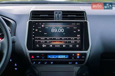 Внедорожник / Кроссовер Toyota Land Cruiser Prado 2022 в 