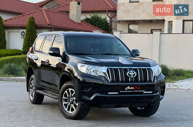 Внедорожник / Кроссовер Toyota Land Cruiser Prado 2022 в 