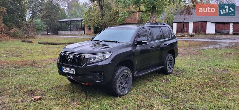 Позашляховик / Кросовер Toyota Land Cruiser Prado 2020 в Харкові