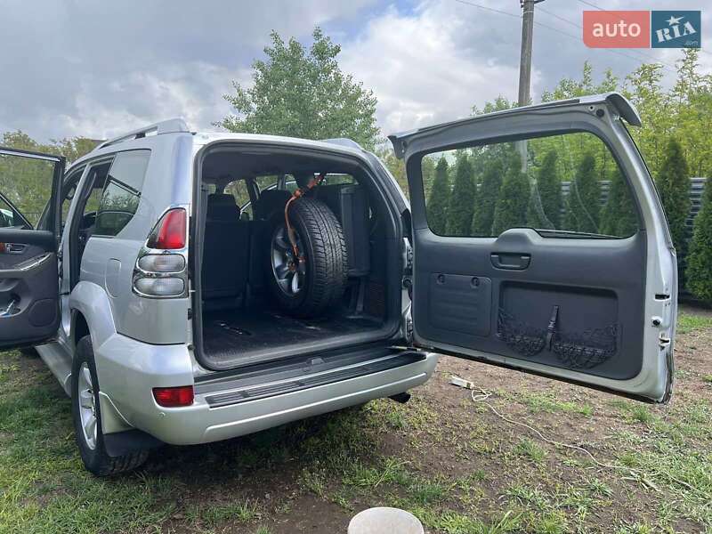 Внедорожник / Кроссовер Toyota Land Cruiser Prado 2008 в Киеве