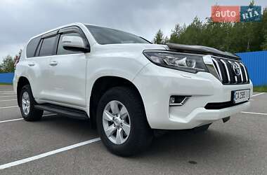 Внедорожник / Кроссовер Toyota Land Cruiser Prado 2018 в 