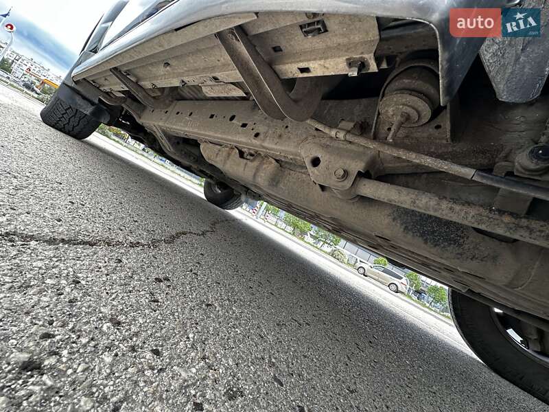 Внедорожник / Кроссовер Toyota Land Cruiser Prado 2004 в Сергеевке фото 35 Внедорожник / Кроссовер Toyota Land Cruiser Prado 2004 в Сергеевке