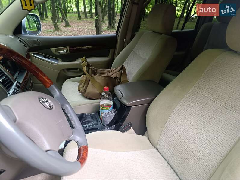 Позашляховик / Кросовер Toyota Land Cruiser Prado 2006 в Ужгороді