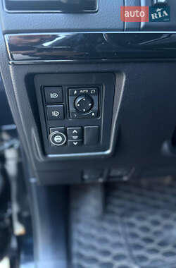 Позашляховик / Кросовер Toyota Land Cruiser Prado 2021 в 