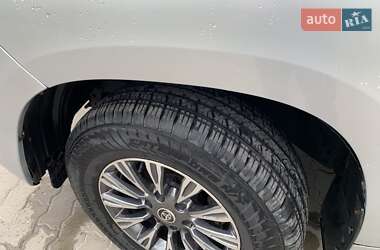 Позашляховик / Кросовер Toyota Land Cruiser Prado 2011 в 