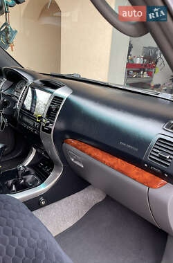Позашляховик / Кросовер Toyota Land Cruiser Prado 2008 в 
