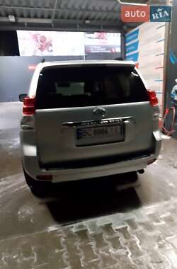Внедорожник / Кроссовер Toyota Land Cruiser Prado 2012 в 