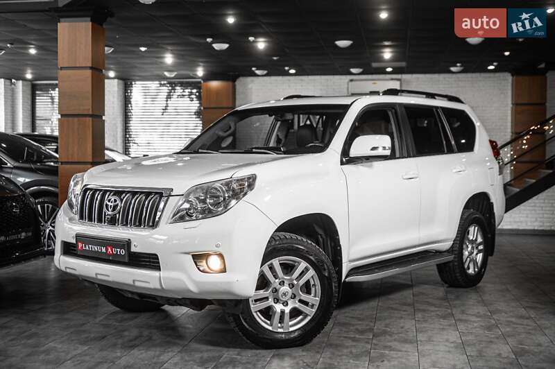 Toyota Land Cruiser Prado 2013