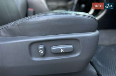 Внедорожник / Кроссовер Toyota Land Cruiser Prado 2005 в 
