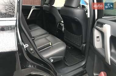 Внедорожник / Кроссовер Toyota Land Cruiser Prado 2018 в 