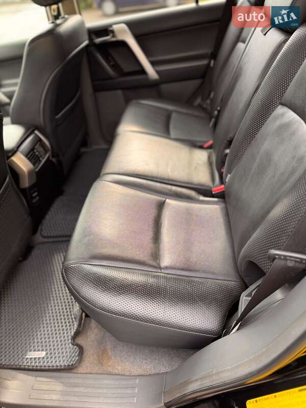 Внедорожник / Кроссовер Toyota Land Cruiser Prado 2012 в Львове фото 9 Внедорожник / Кроссовер Toyota Land Cruiser Prado 2012 в Львове