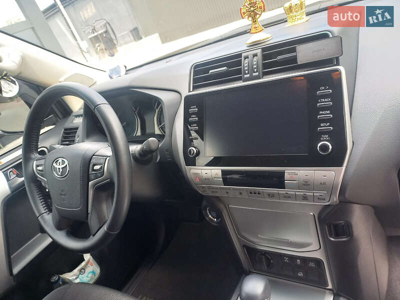 Позашляховик / Кросовер Toyota Land Cruiser Prado 2023 в Житомирі