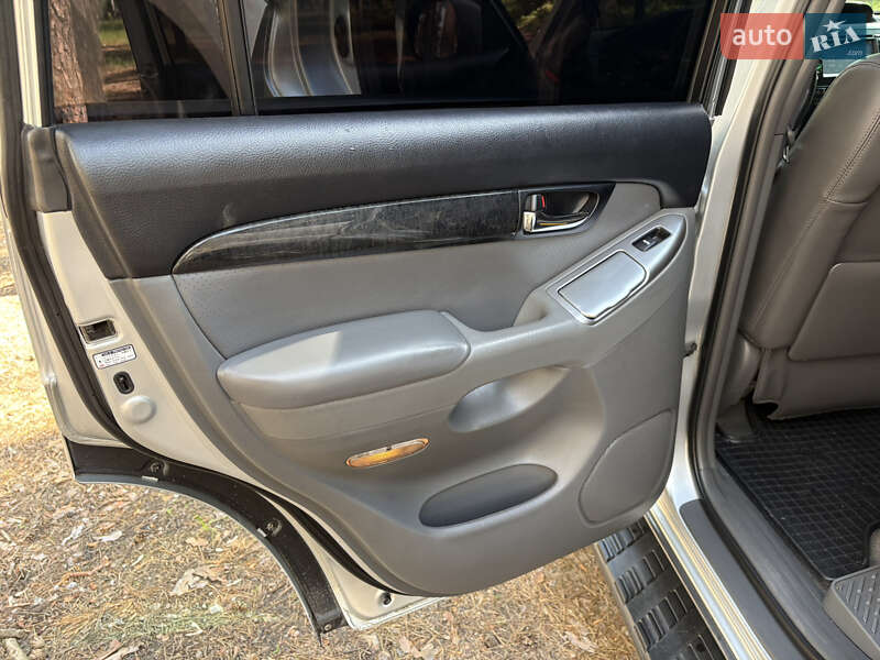 Внедорожник / Кроссовер Toyota Land Cruiser Prado 2008 в Ахтырке
