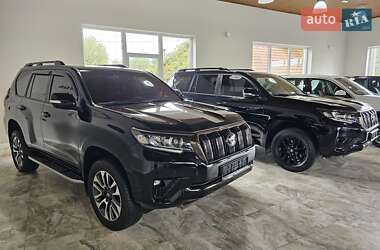 Внедорожник / Кроссовер Toyota Land Cruiser Prado 2022 в 