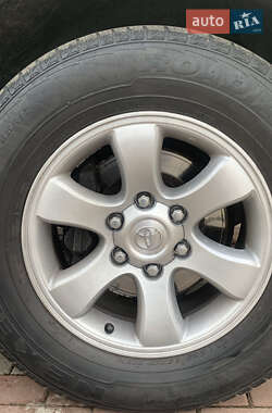 Внедорожник / Кроссовер Toyota Land Cruiser Prado 2007 в 