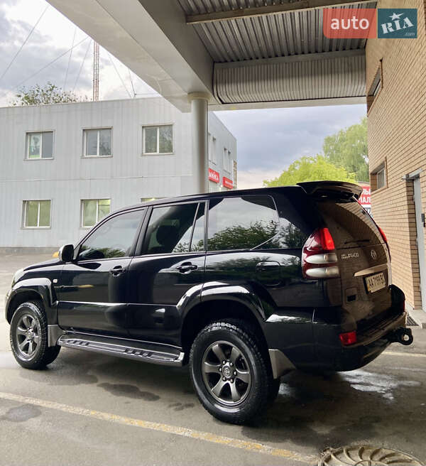 Позашляховик / Кросовер Toyota Land Cruiser Prado 2006 в Києві