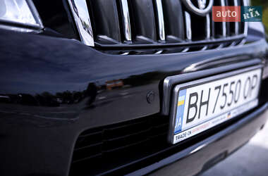 Позашляховик / Кросовер Toyota Land Cruiser Prado 2013 в 