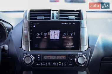 Позашляховик / Кросовер Toyota Land Cruiser Prado 2013 в 