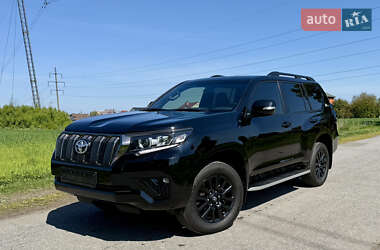Внедорожник / Кроссовер Toyota Land Cruiser Prado 2023 в 