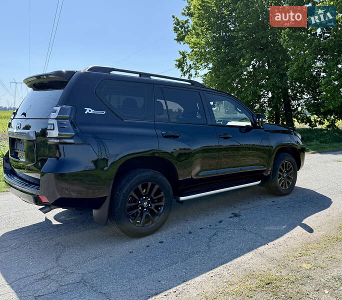 Внедорожник / Кроссовер Toyota Land Cruiser Prado 2023 в Киеве