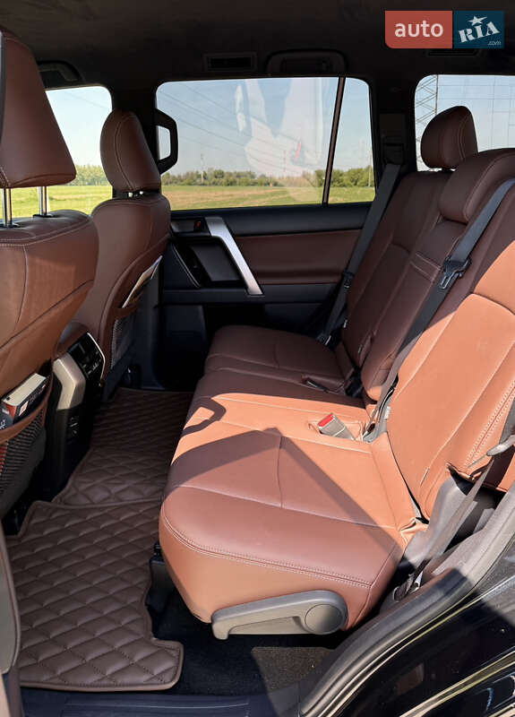 Внедорожник / Кроссовер Toyota Land Cruiser Prado 2023 в Киеве