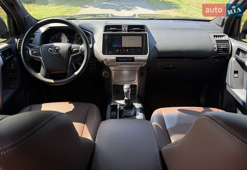 Внедорожник / Кроссовер Toyota Land Cruiser Prado 2023 в Киеве