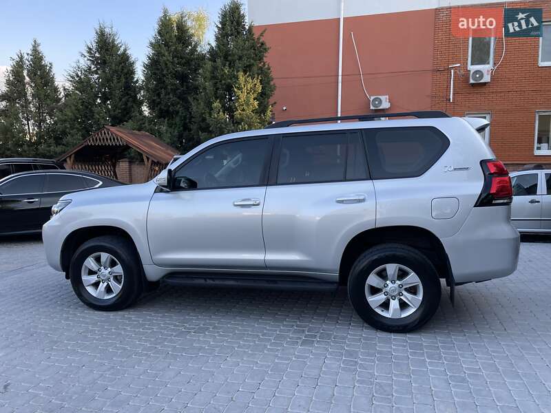 Внедорожник / Кроссовер Toyota Land Cruiser Prado 2018 в Виннице