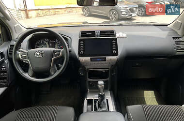 Внедорожник / Кроссовер Toyota Land Cruiser Prado 2023 в 