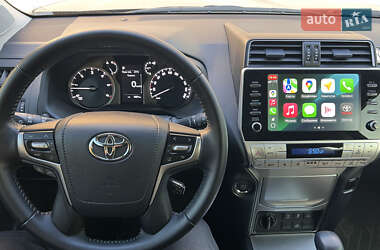 Внедорожник / Кроссовер Toyota Land Cruiser Prado 2023 в 