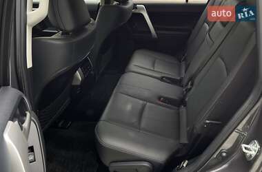 Внедорожник / Кроссовер Toyota Land Cruiser Prado 2022 в 