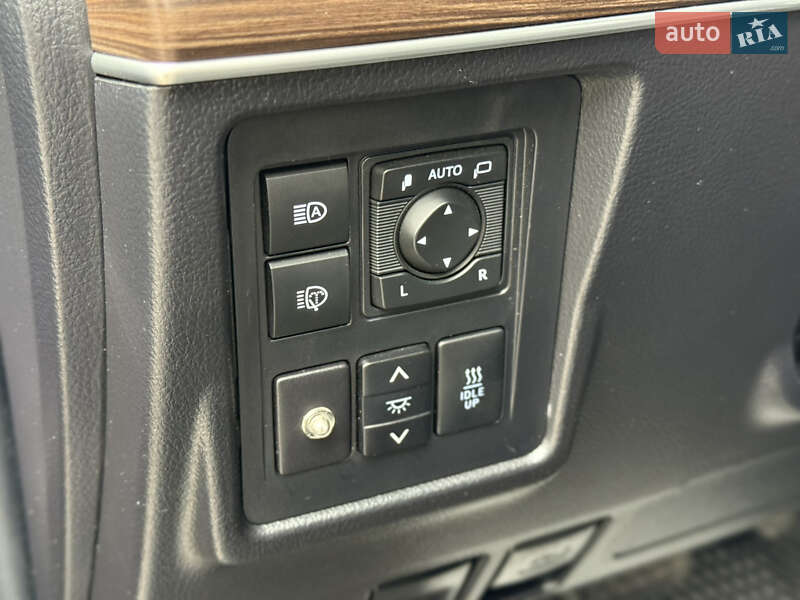 Внедорожник / Кроссовер Toyota Land Cruiser Prado 2017 в Киеве