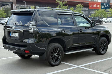Внедорожник / Кроссовер Toyota Land Cruiser Prado 2020 в 