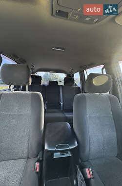 Внедорожник / Кроссовер Toyota Land Cruiser Prado 2005 в 