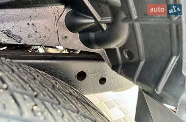Внедорожник / Кроссовер Toyota Land Cruiser Prado 2004 в 