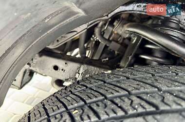 Внедорожник / Кроссовер Toyota Land Cruiser Prado 2004 в 