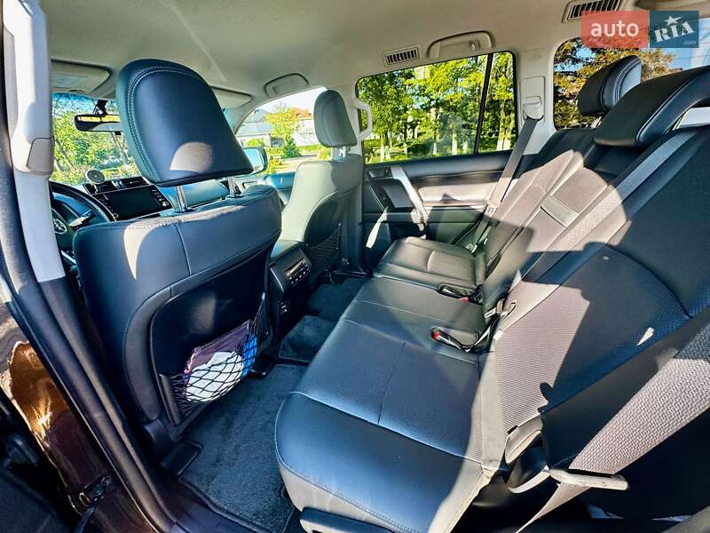 Позашляховик / Кросовер Toyota Land Cruiser Prado 2022 в Одесі