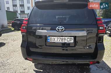 Позашляховик / Кросовер Toyota Land Cruiser Prado 2019 в 