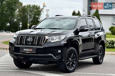 Позашляховик / Кросовер Toyota Land Cruiser Prado 2021 в Києві