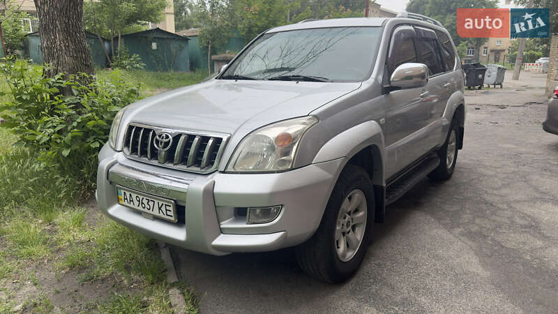 Позашляховик / Кросовер Toyota Land Cruiser Prado 2004 в 