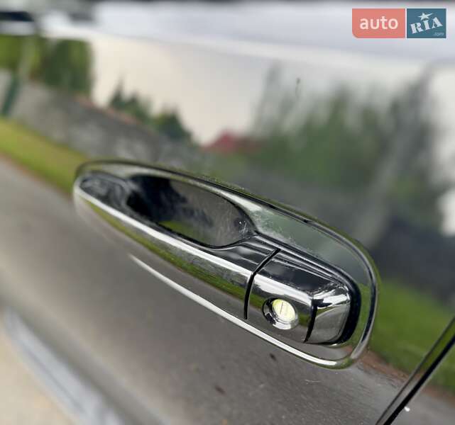 Позашляховик / Кросовер Toyota Land Cruiser Prado 2012 в Києві